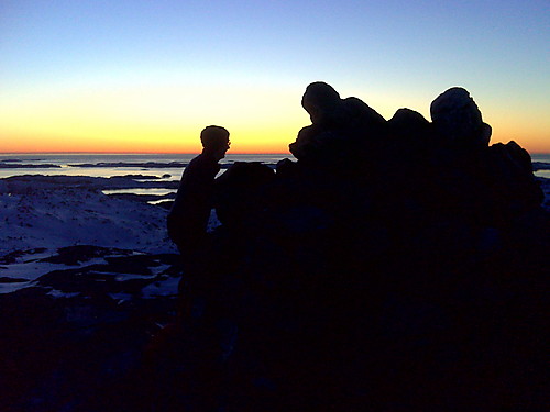 Astrid på toppen av Eldsfjellet 11. januar 2010