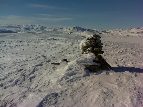 Mot Mugnetinden og Bitihorn.