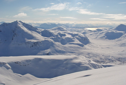 Mot Rivtind og Ofotfjorden fra Melkefjellet.