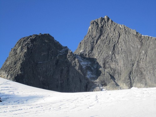 På breen kom vi nært innpå Falkungen, som bare MÅ bli en egen tur etter hvert.