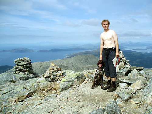 En herlig dag på Heilhornet! Vega ses bak til venstre.