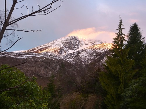 Early morning light over Fuar Tholl