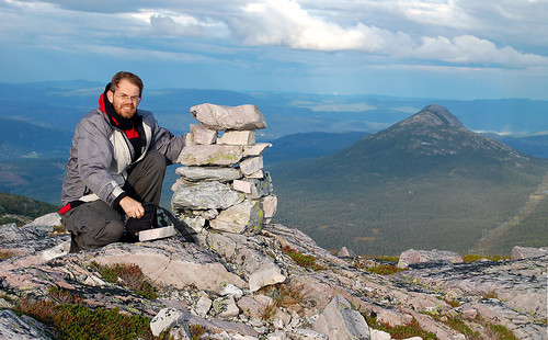 Fra sudslåkanuten. Majestesiske Himingen i bakgrunn