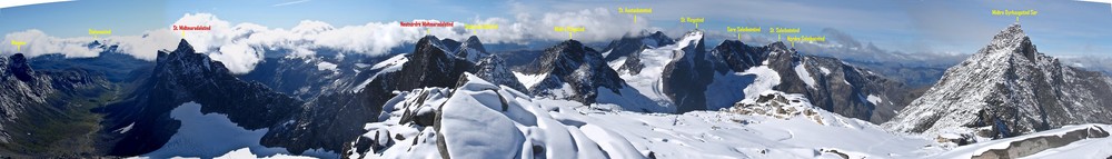 Panorama fra Søre Dyrhaugstinden.