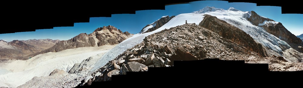 View up the ridge towards the moraine camp on Huayna Potosi