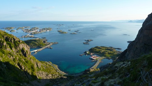 Views down the valley towards Henningsvær