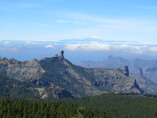 Utsikt mot Teide i det fjerne