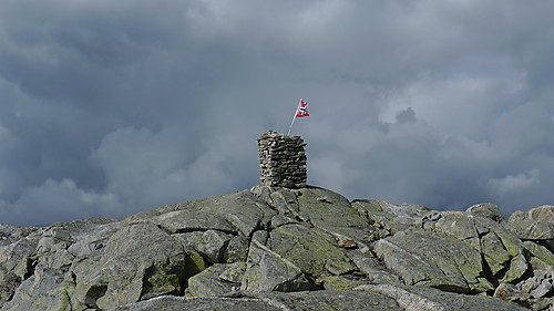 Stolt, norsk toppvarde på Tveitakvitingen!