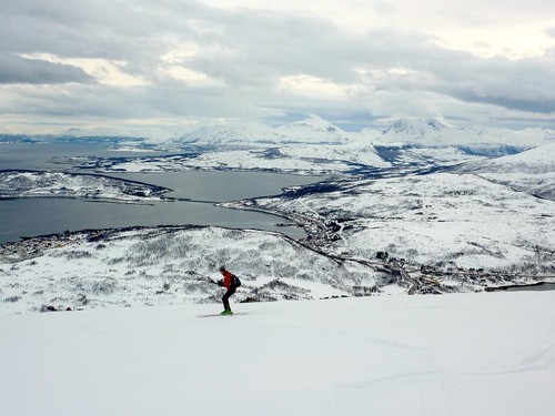 Gentle slopes with wet and heavy snow didn't help to get down very quickly!