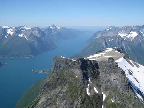 Hjørundfjorden