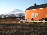 Idyll ved Gamlemetten. Sorgløst, akkurat som på Island etter Hvannadalshnukur.