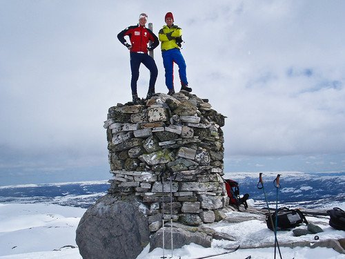 Gutane på toppen. 