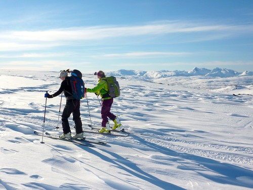 Noen steder med vindblåste snø, men bare et lite stykke