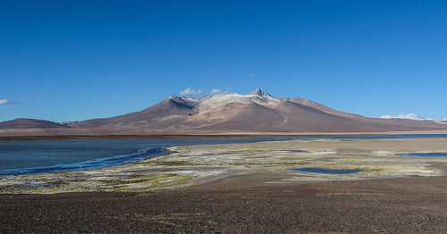 Azufre sett fra Laguna Negro Francisco.