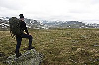 Øyvind skuer mot Jetnamsklumpen. På Børgefjell kan man finne roen!