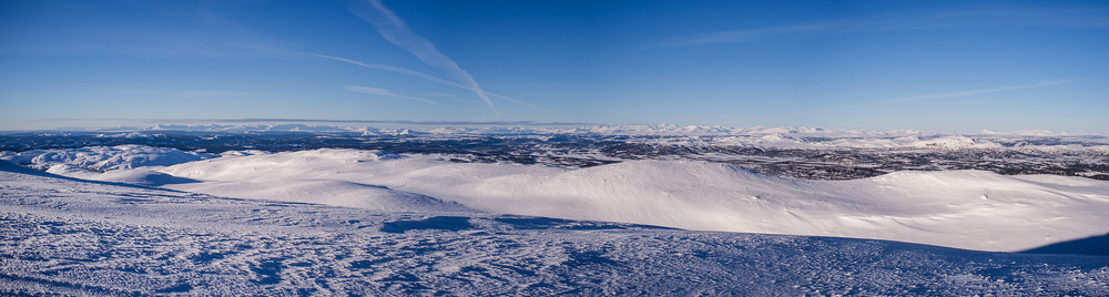 Panorama nordover mot Jotunheimen