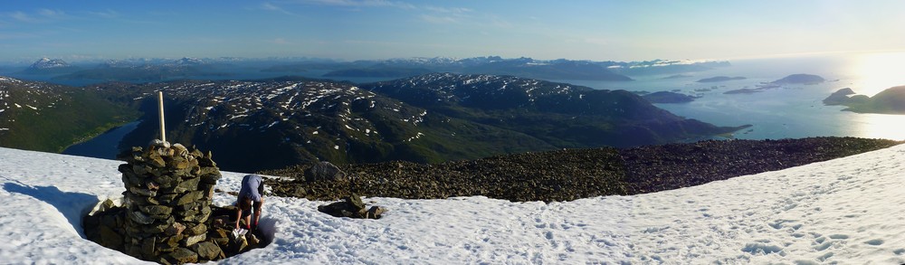 Varden på toppen av Vasstinden