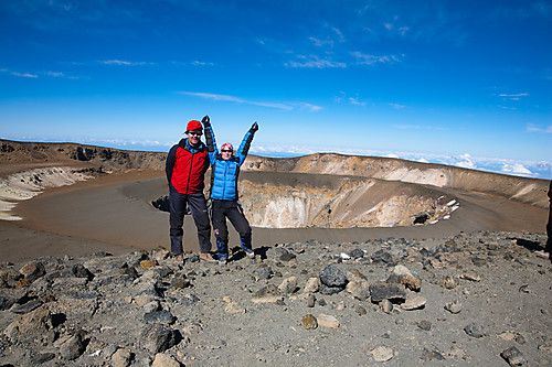 Reusch Crater er vår! Med utsikt til Ash Pit.