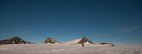 På tur over Okstindbreen