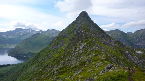 View of (Østre) Kongstindan from Lille Kongstindan