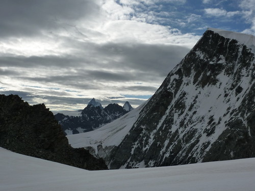 A bit cloudy, but still we got views towards the Matterhorn :-)