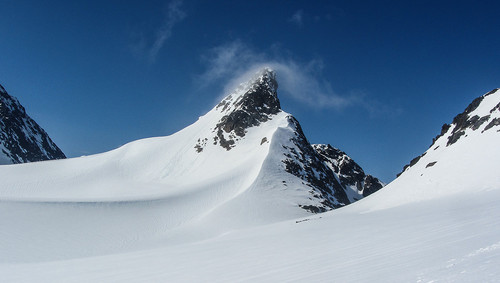 Sfinxen tar seg godt ut fra nordøst.