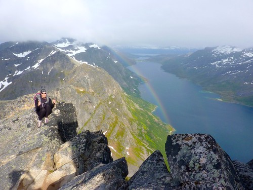 En regnbue over Ersfjorden!