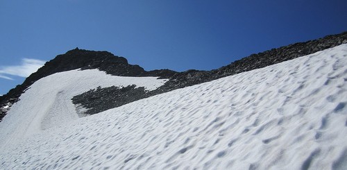 Nordeggen, og varden i sikte.