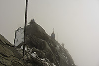 Med løpende mellomforankringer bortetter sørøstryggen til Großglockner.