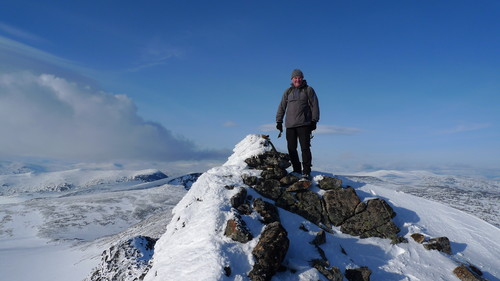 Trollsteineggje 2300. Foto mot NNØ Jan Storkjørren