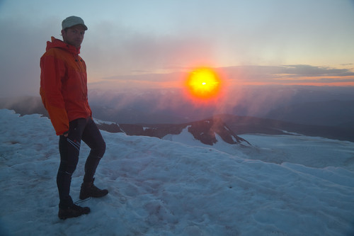 På toppen ved solnedgang.