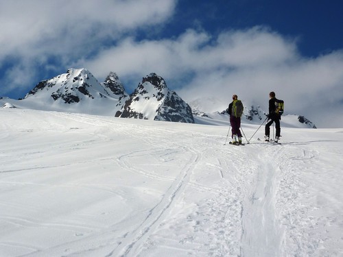 On Koppangsbreen, looking towards Tafeltinden (top is hidden by the fog)