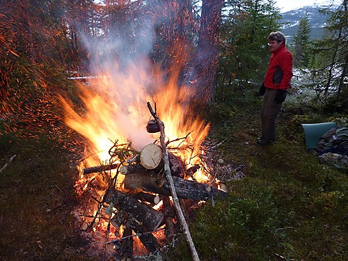 Litt varme må til for å få seg morgenkaffe.