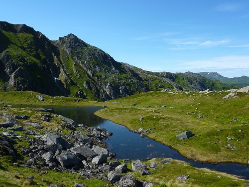 A lake on the way up