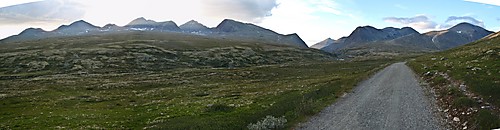 Rondane sett fra veien ut til Spranget.