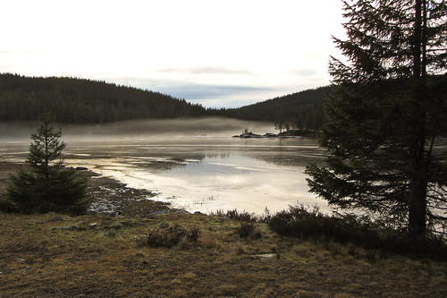 Is på Tverrsjøen.