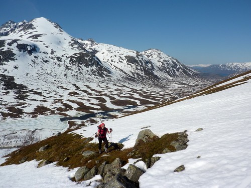 Ilona gikk en del av turen etter at det ble for slitsomt å stå på ski med bare en skifelle