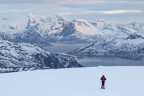 Paul on the plateau, Kvaløya in the background