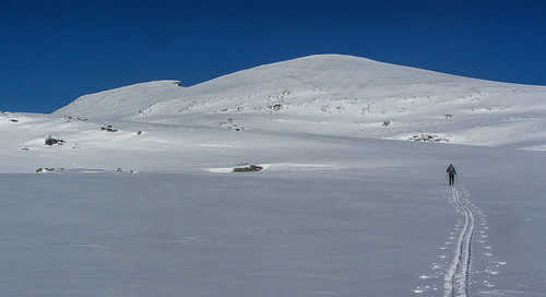 Geir Arne stryker innover mot Kleneggen.