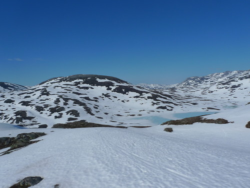 Fra Ljosandberget mot Klevanuten i nord. Borgarbuvatnet ned til høyre