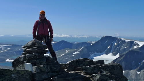 Snøhetta Vesttoppen, utsikt vestover