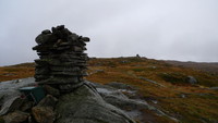 Hauggjelsvarden nord nærmest. Sørtoppen i bakgrunnen.