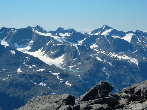 Nice view of the mountains on the southern side of Gjende