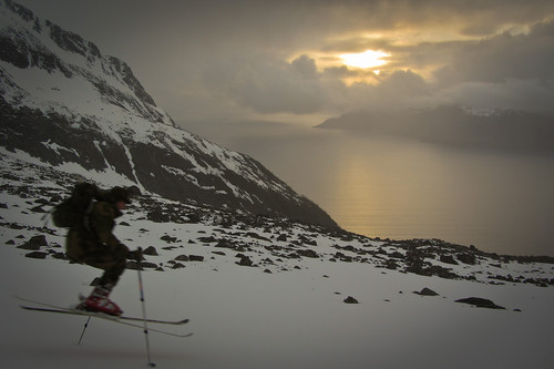 Jarle i farta ned fra Kvænan.