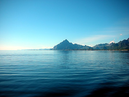 Vågakallen sett fra ferja mellom Svolvær og Hamarøy.