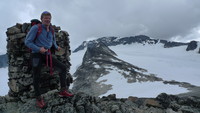 Trollstein-Rundhøe. Utsikt sørover mot Trollsteineggje og Glittertind