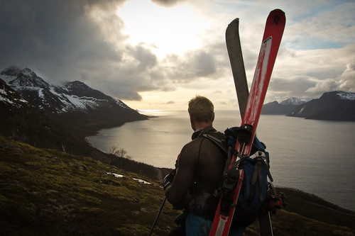 Skuer utover storhavet, men hvor er trollet i Senja?