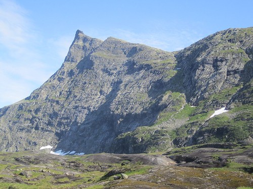 Ikke mer enn ett veivalg opp her, for de fleste av oss. Renna var grei å gå, med noe enkel småklyving.