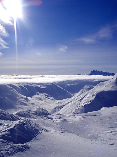 Gravdalen/Storutledalen og Hurrungane sett fra Surtningstinden.