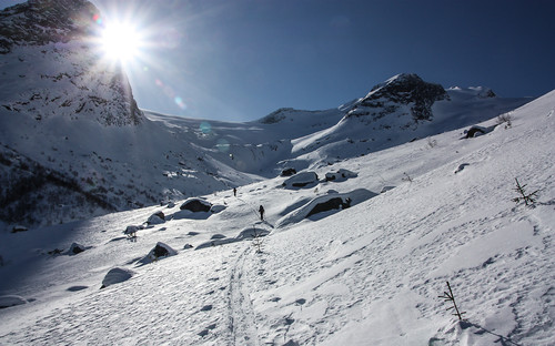 På vei mot brattbakken til Skålabreen.